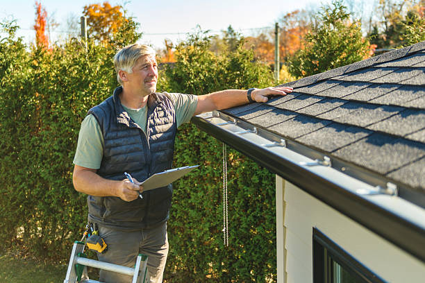 Professional Roofing technician working in Saxon, SC